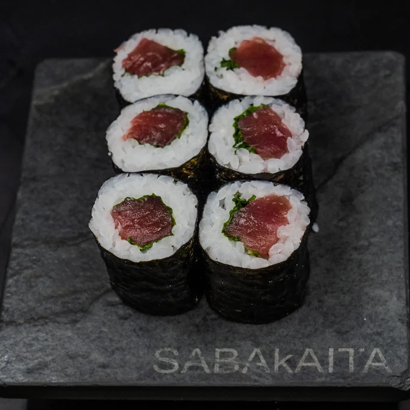 Tonno rosso e shiso